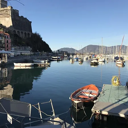 La Serra Apartman Lerici